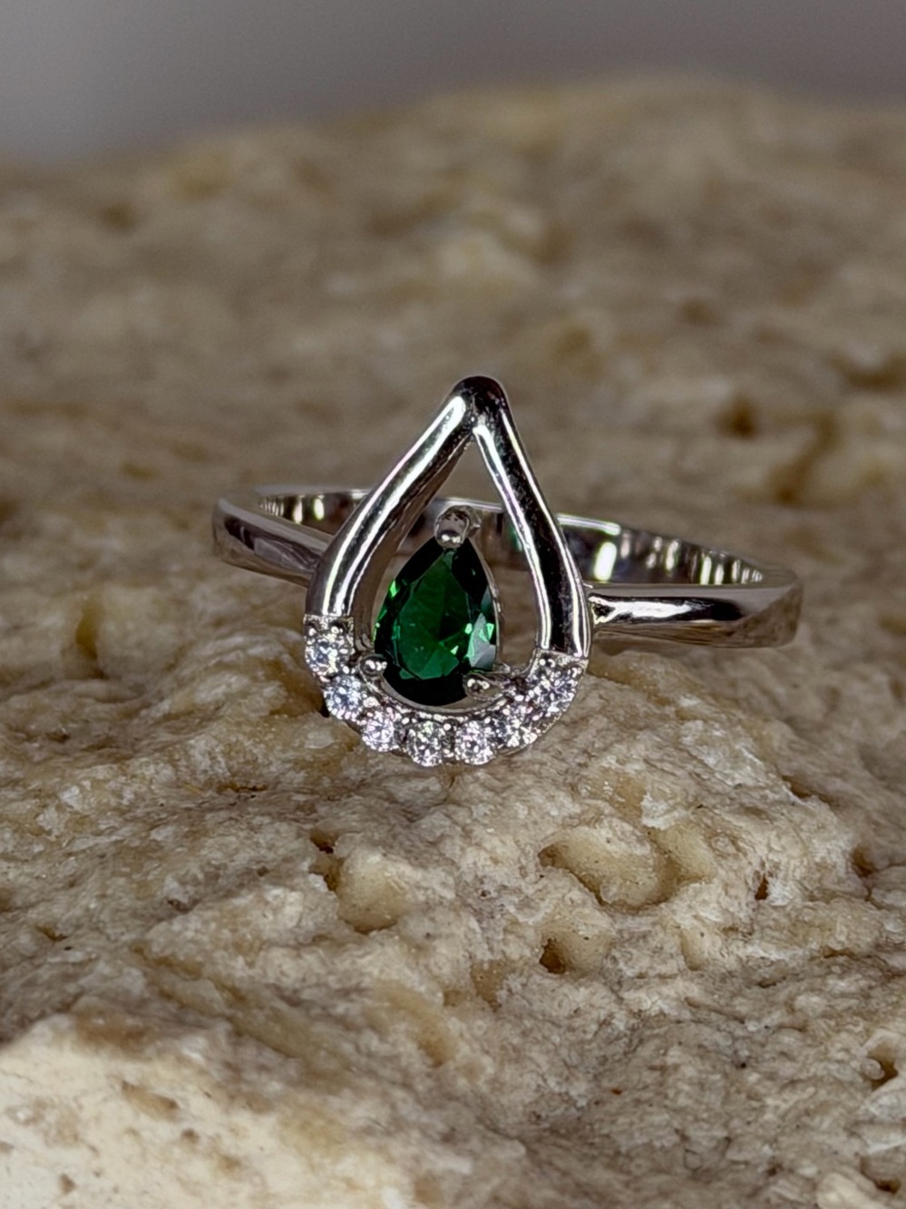 Silver Teardrop Halo Ring with Emerald Green Pear Cut Gem Crystal Accents